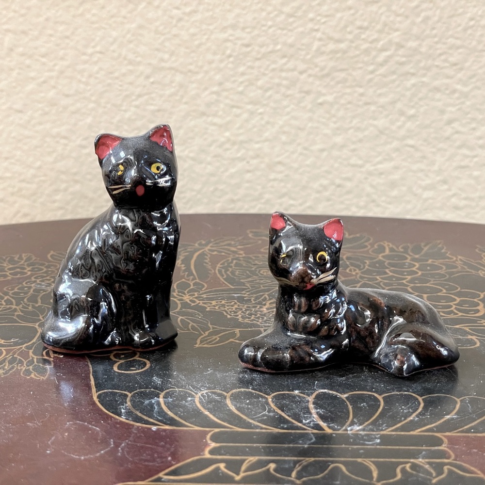 Painted Vintage Black Cat Figurines 🐈‍⬛